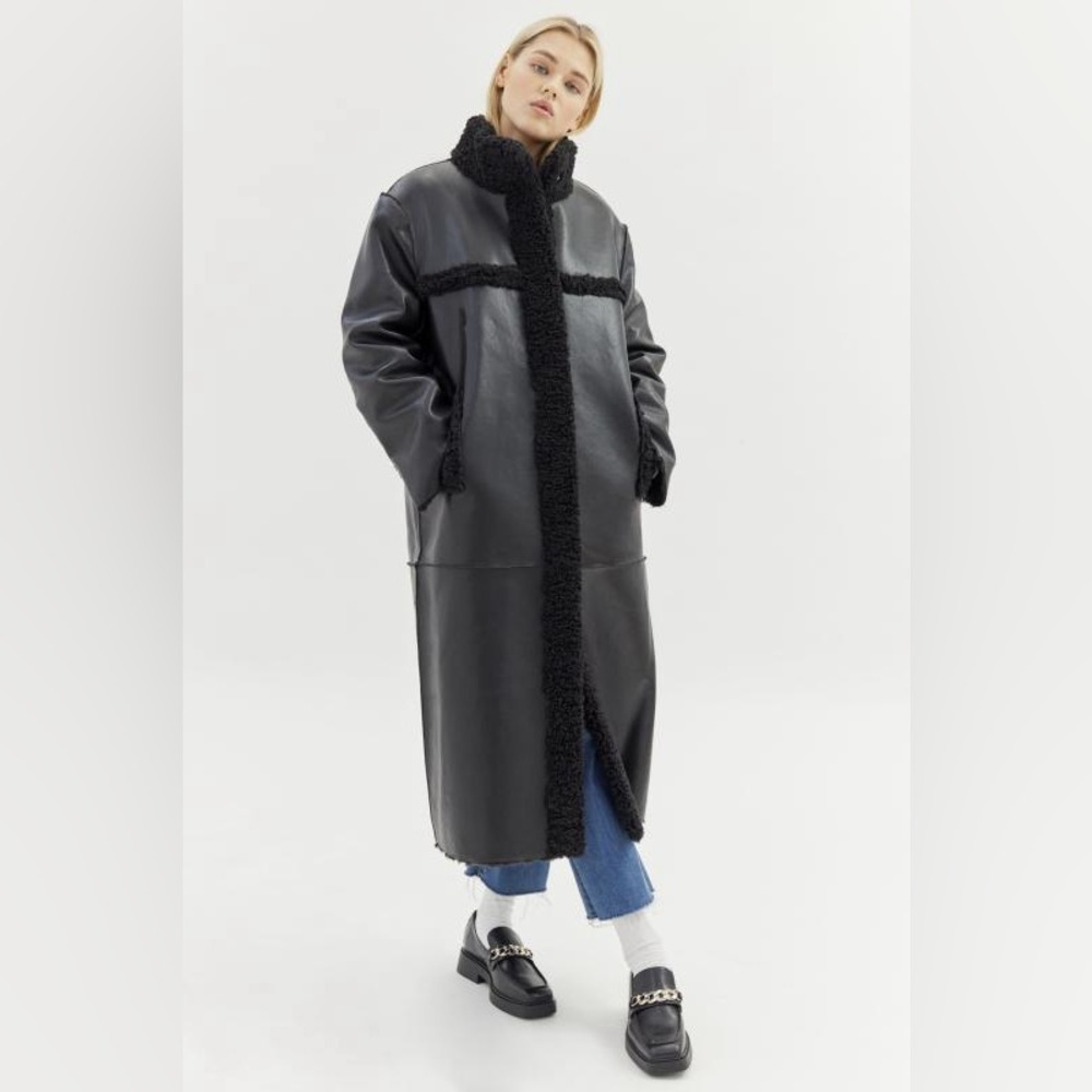 APPARIS Tilly 2  Sherpa Faux Leather Overcoat reversible